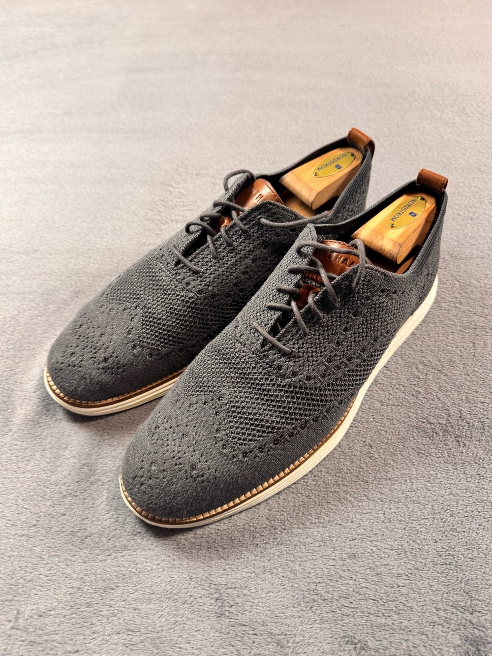 Cole Haan Men’s Gray OriginalGrand Stitchlite Wingtip Oxfords